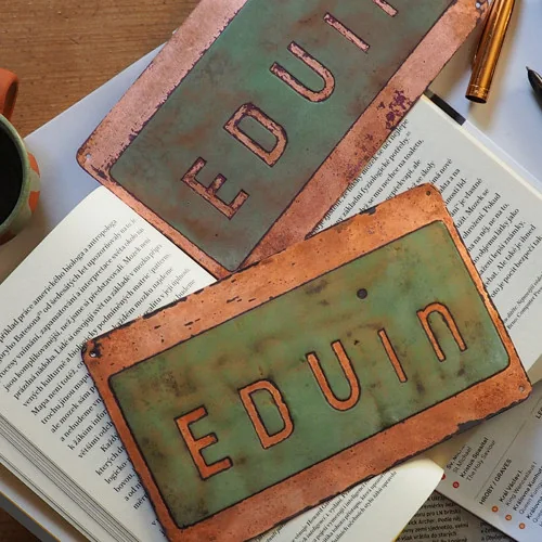Pastellgrünes Schild „Eduin“